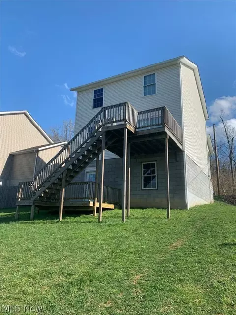 201 Railroad St, Barnesville, OH 43713 photo 2