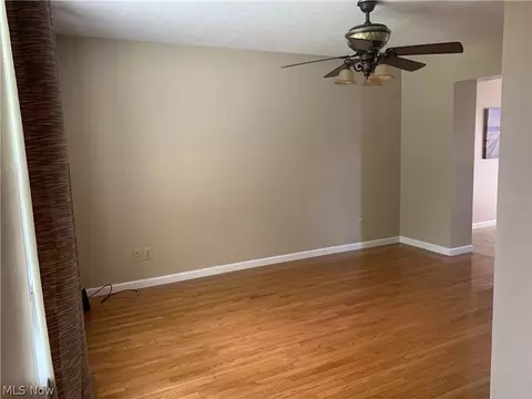 201 Railroad St, Barnesville, OH 43713 photo 6