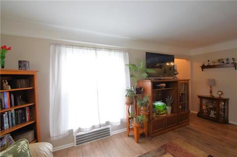 4819 Redfern Rd, Parma, OH 44134 photo 8