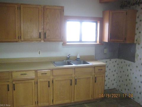 1831 Frederick Ave SW, Canton, OH 44706 photo 6