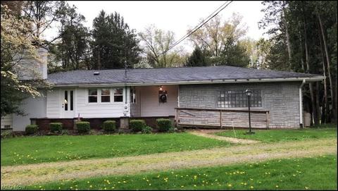 4631 E Webb Rd, Youngstown, OH 44515 photo 1