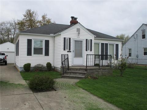 429 Poplar St, Elyria, OH 44035 photo 1