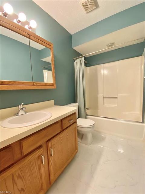 6631 Memory Ln, Mentor, OH 44060 photo 10