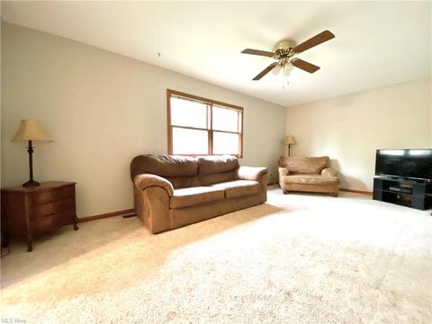 6631 Memory Ln, Mentor, OH 44060 photo 6