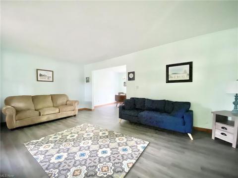 6631 Memory Ln, Mentor, OH 44060 photo 3