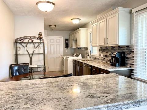 4607 Willowbrook Dr, Mentor, OH 44060 photo 8