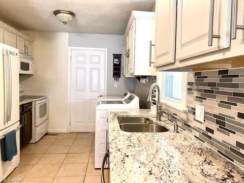 4607 Willowbrook Dr, Mentor, OH 44060 photo 7