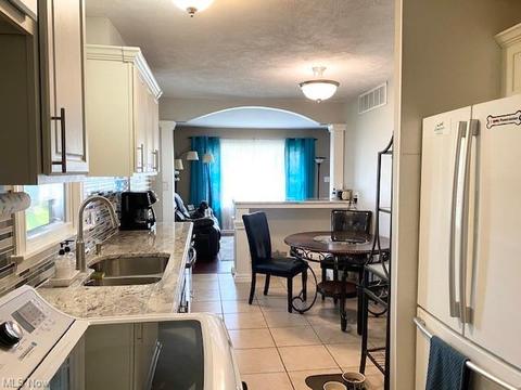 4607 Willowbrook Dr, Mentor, OH 44060 photo 10