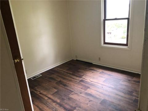 90 Anglers Ln, Lagrange, OH 44050 photo 6
