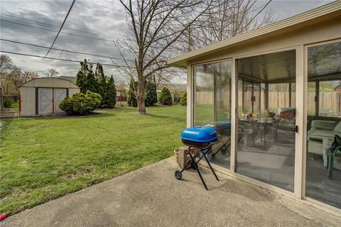 700 Hemlock Dr, Euclid, OH 44132 photo 24