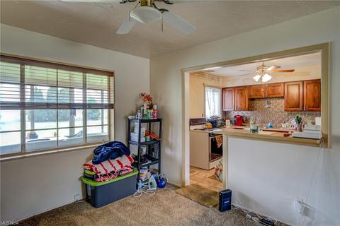 700 Hemlock Dr, Euclid, OH 44132 photo 7