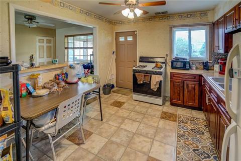 700 Hemlock Dr, Euclid, OH 44132 photo 8