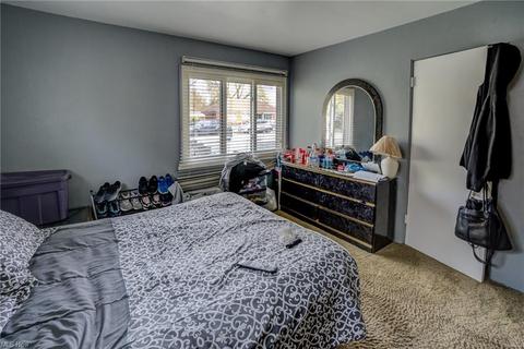 700 Hemlock Dr, Euclid, OH 44132 photo 15