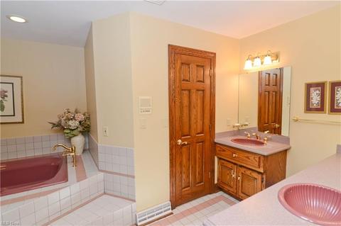 711 Park Harbour Dr, Boardman, OH 44512 photo 20