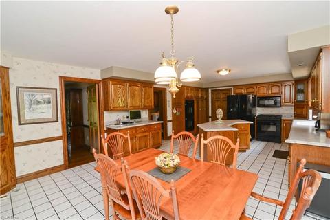711 Park Harbour Dr, Boardman, OH 44512 photo 11
