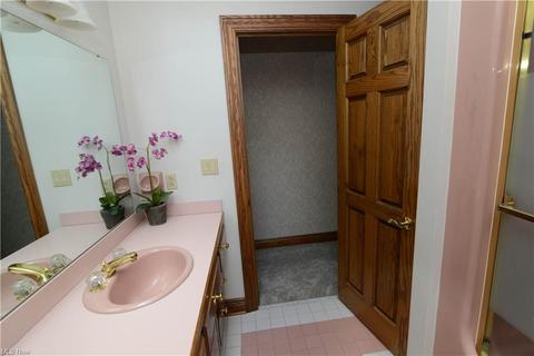 711 Park Harbour Dr, Boardman, OH 44512 photo 24