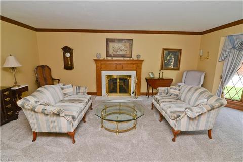 711 Park Harbour Dr, Boardman, OH 44512 photo 3