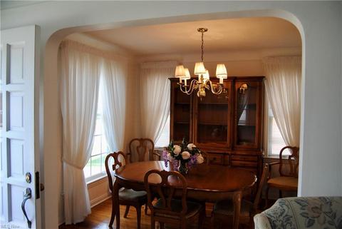 3907 Pershing Ave, Parma, OH 44134 photo 9