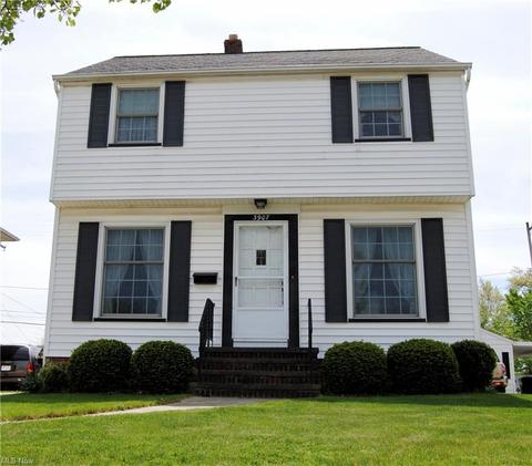 3907 Pershing Ave, Parma, OH 44134 photo 1