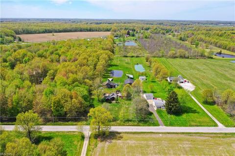 2933 Alliance Rd, Rootstown, OH 44272 photo 3
