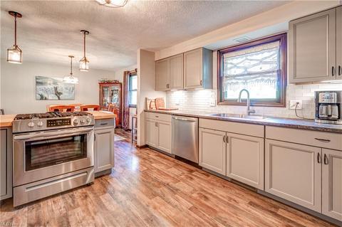 6836 Firestone Ave NE, Canton, OH 44721 photo 16
