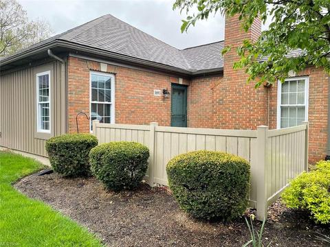 3693 Barrington Pl NW, Canton, OH 44708 photo 2