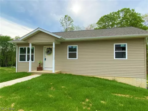 152 Pine Ln, Barnesville, OH 43713 photo 1