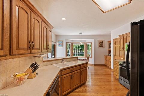 231 Patrick John Dr, Wadsworth, OH 44281 photo 14