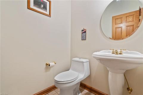 231 Patrick John Dr, Wadsworth, OH 44281 photo 26