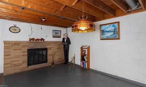 1217 Wicklow Way NW, Canton, OH 44708 photo 9