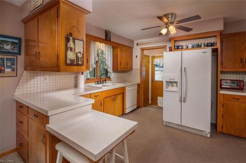 1217 Wicklow Way NW, Canton, OH 44708 photo 4
