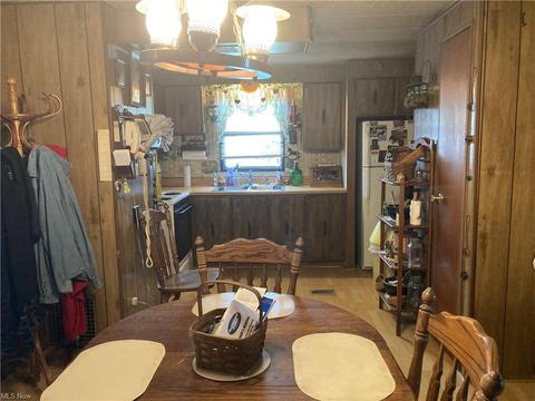 456 Stallion Ct, Lagrange, OH 44050 photo 9