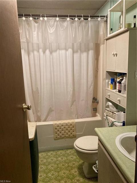 456 Stallion Ct, Lagrange, OH 44050 photo 6