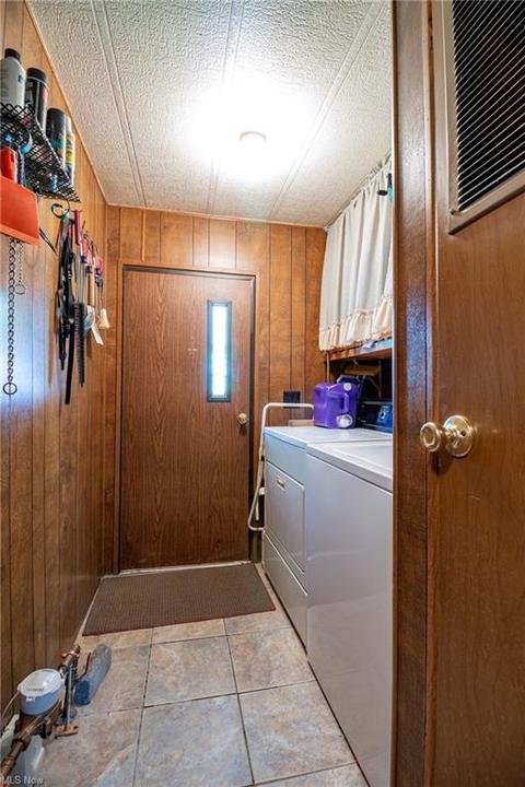 348 Hickory Run, Lagrange, OH 44050 photo 19