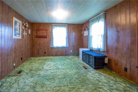348 Hickory Run, Lagrange, OH 44050 photo 11