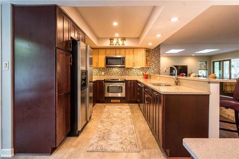 893 Brandon Cir, Aurora, OH 44202 photo 10