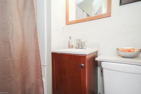 428 Augusta Ave, Lorain, OH 44052 photo 21