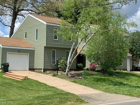1931 Lakeside Ave NW, Canton, OH 44708 photo 2