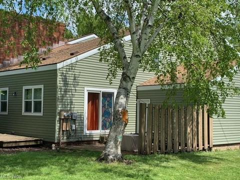 1931 Lakeside Ave NW, Canton, OH 44708 photo 3