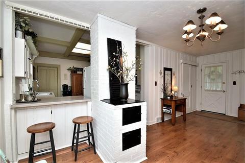 34275 Bainbridge Rd, Solon, OH 44139 photo 5