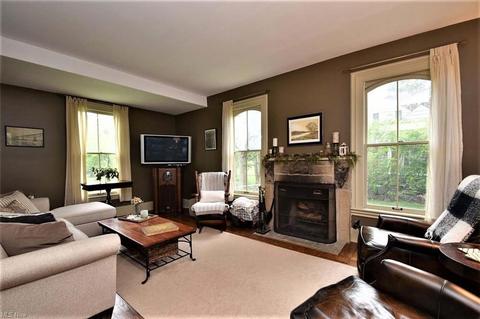 34275 Bainbridge Rd, Solon, OH 44139 photo 11