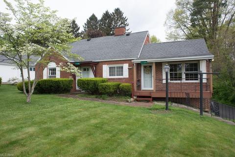 1128 E Wayne Ave, Wooster, OH 44691 photo 1