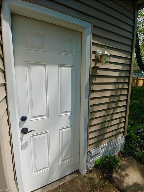 618 Dewitt St, Lorain, OH 44055 photo 22