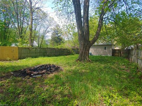 618 Dewitt St, Lorain, OH 44055 photo 23