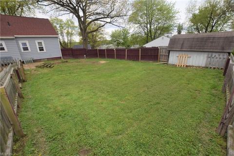 2860 Nesmith Lake Blvd, Akron, OH 44314 photo 24