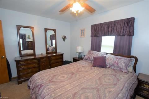 2860 Nesmith Lake Blvd, Akron, OH 44314 photo 13