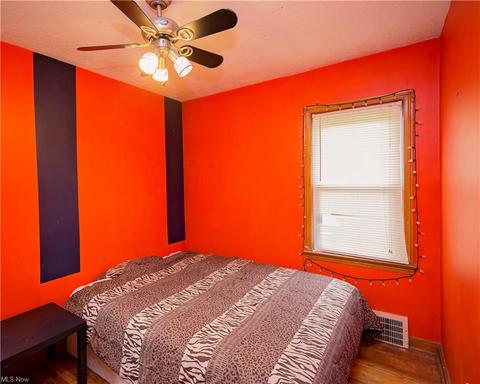 2434 E 35th St, Lorain, OH 44055 photo 13