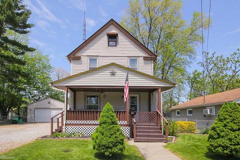 121 Bath St, Elyria, OH 44035 photo 2