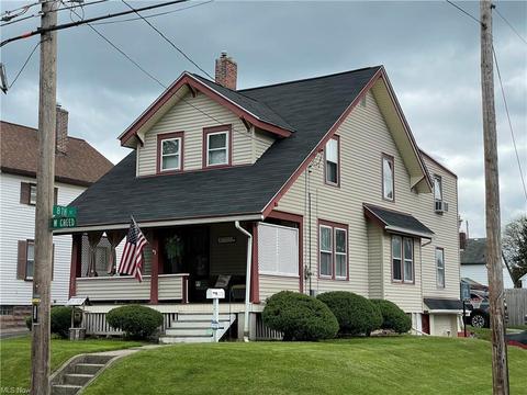 429 Creed St, Struthers, OH 44471 photo 2