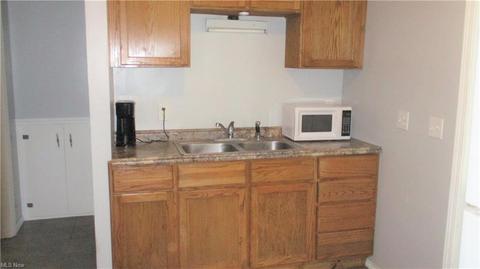 1357 E 289th St, Wickliffe, OH 44092 photo 11